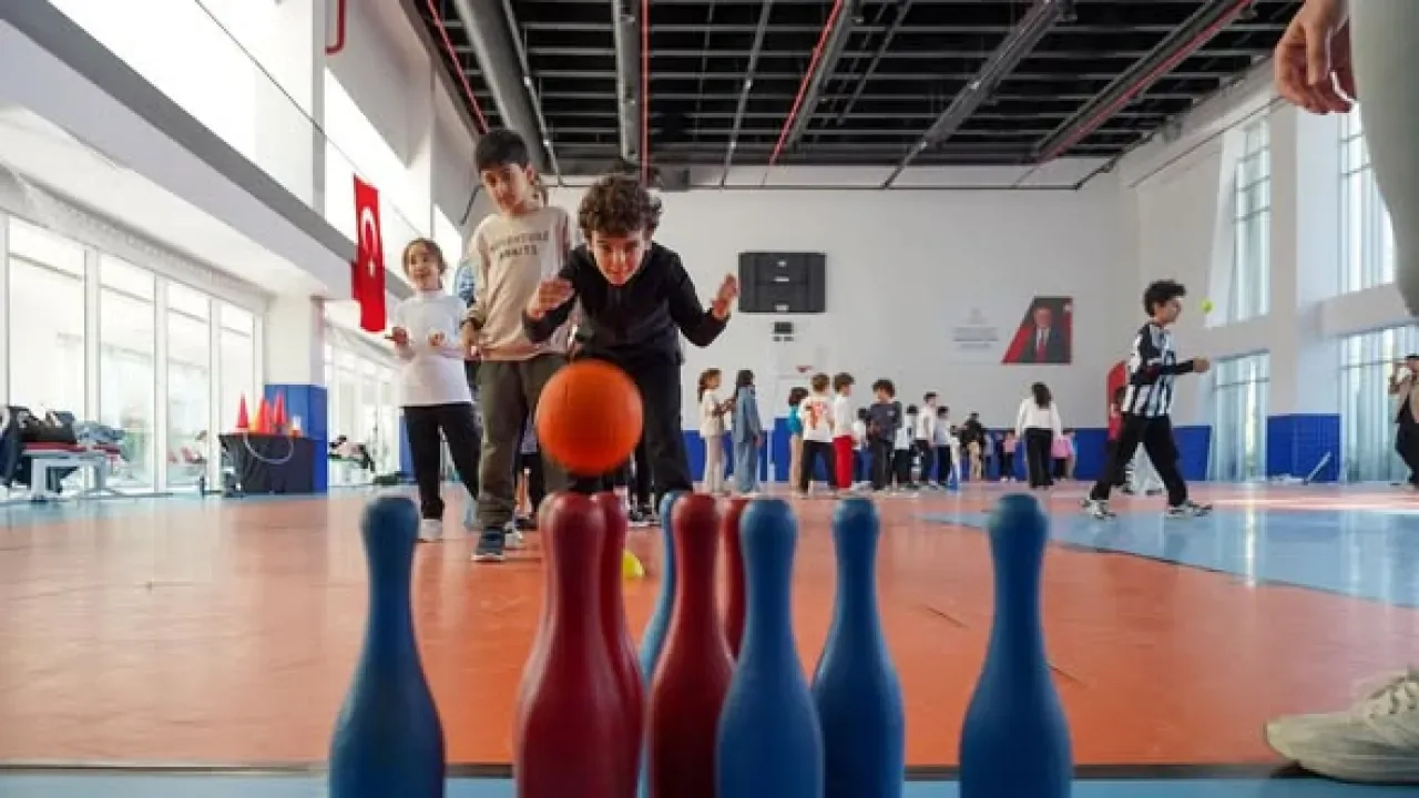 İstanbul Gençlik ve Spor Müdürlüğü GSB Spor Okulları ile Geleceğin Şampiyonlarını Yetiştiriyor İstanbul Gençlik ve Spor Müdürlüğü GSB Spor Okulları ile Geleceğin Şampiyonlarını Yetiştiriyor