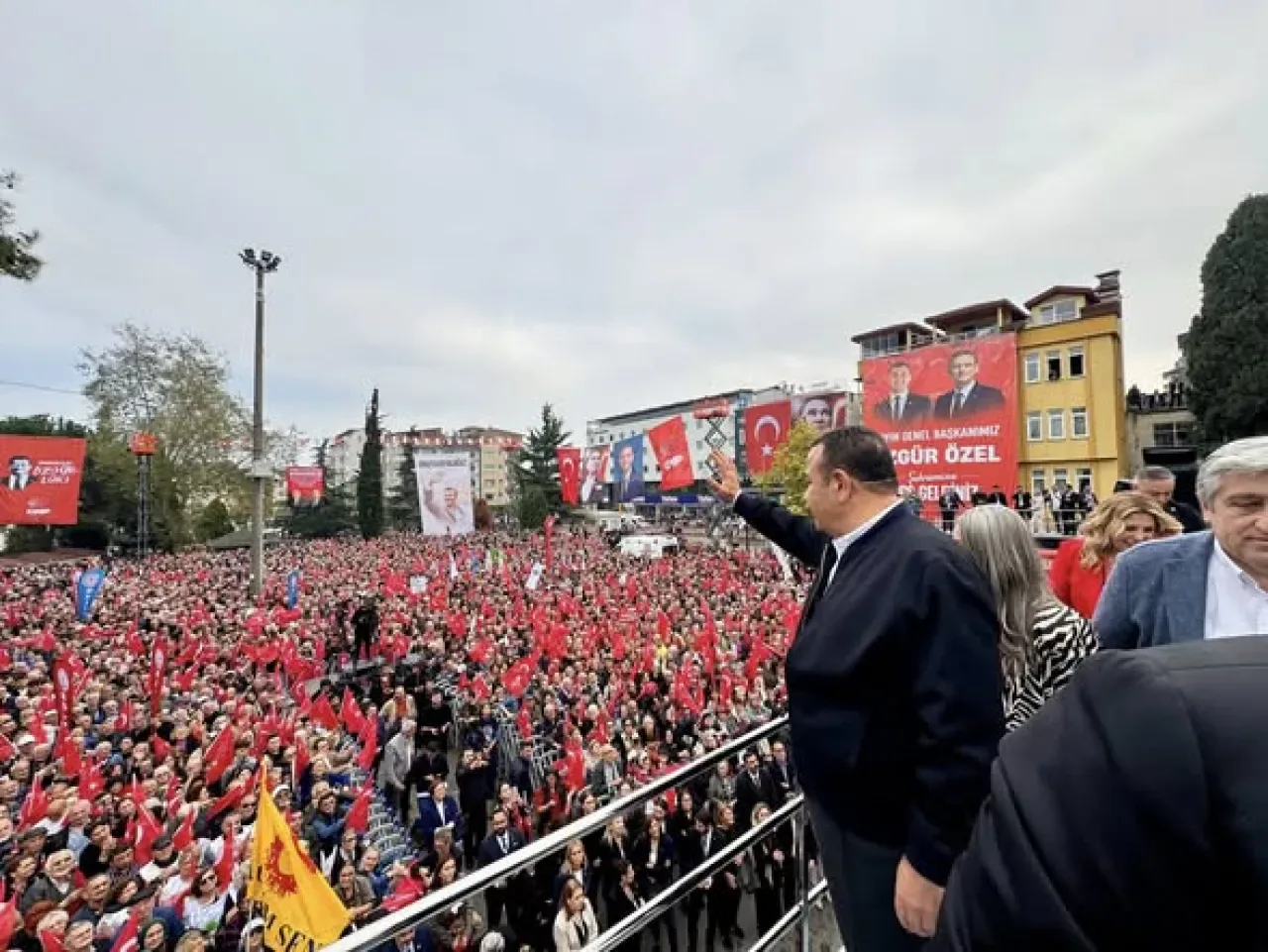 İYİ Parti Ordu'da Büyük Miting Düzenledi: "Adalet Arayışı" İYİ Parti Ordu'da Büyük Miting Düzenledi: "Adalet Arayışı"
