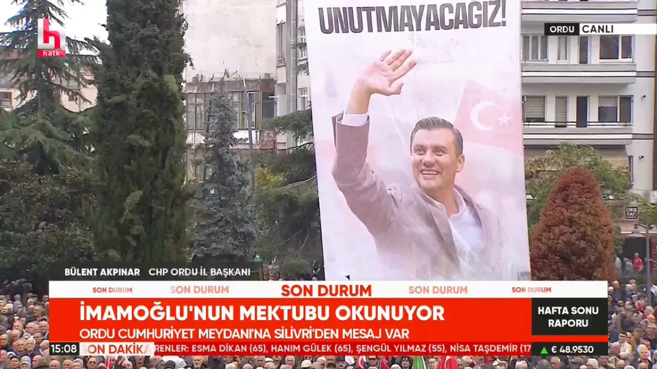 Ordu'da Ferdi Zeyrek Posteri Meydanı Renklendirdi Ordu'da Ferdi Zeyrek Posteri Meydanı Renklendirdi