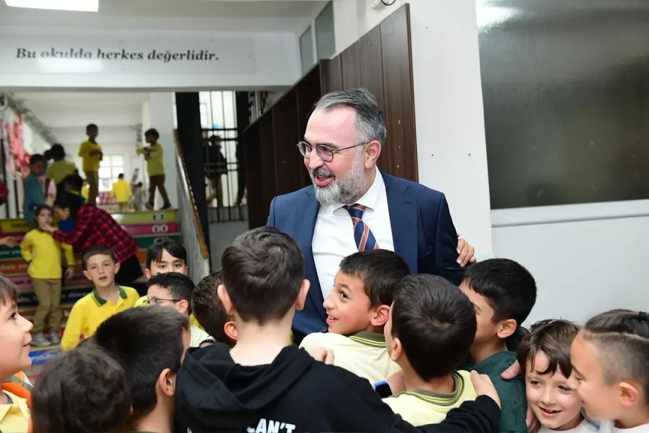 Bursa Kestel'de Öğrencilerden Sağlıklı Beslenme Şenliği Bursa Kestel'de Öğrencilerden Sağlıklı Beslenme Şenliği