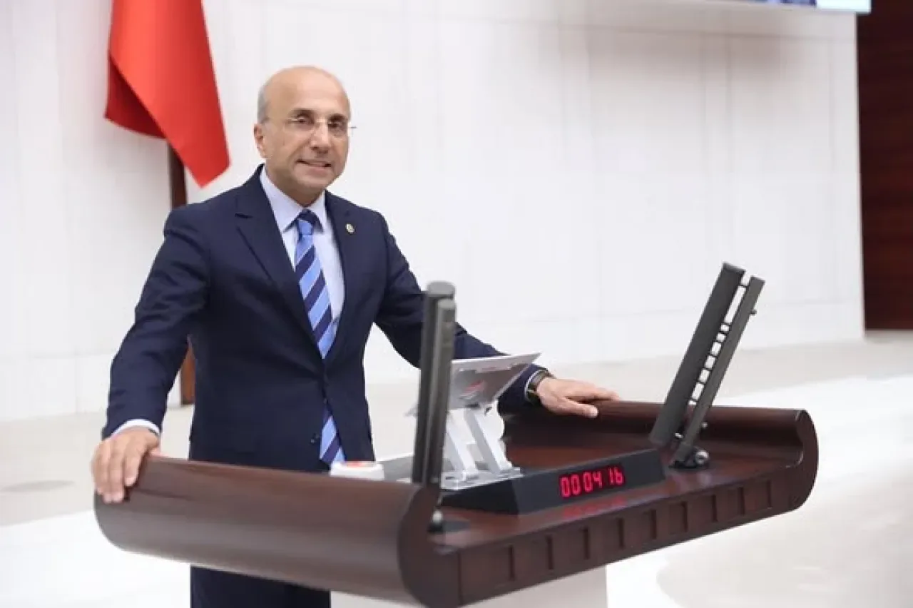 CHP'den Vakıflar Kanunu Teklifine Yerel Demokrasi Tepkisi CHP'den Vakıflar Kanunu Teklifine Yerel Demokrasi Tepkisi