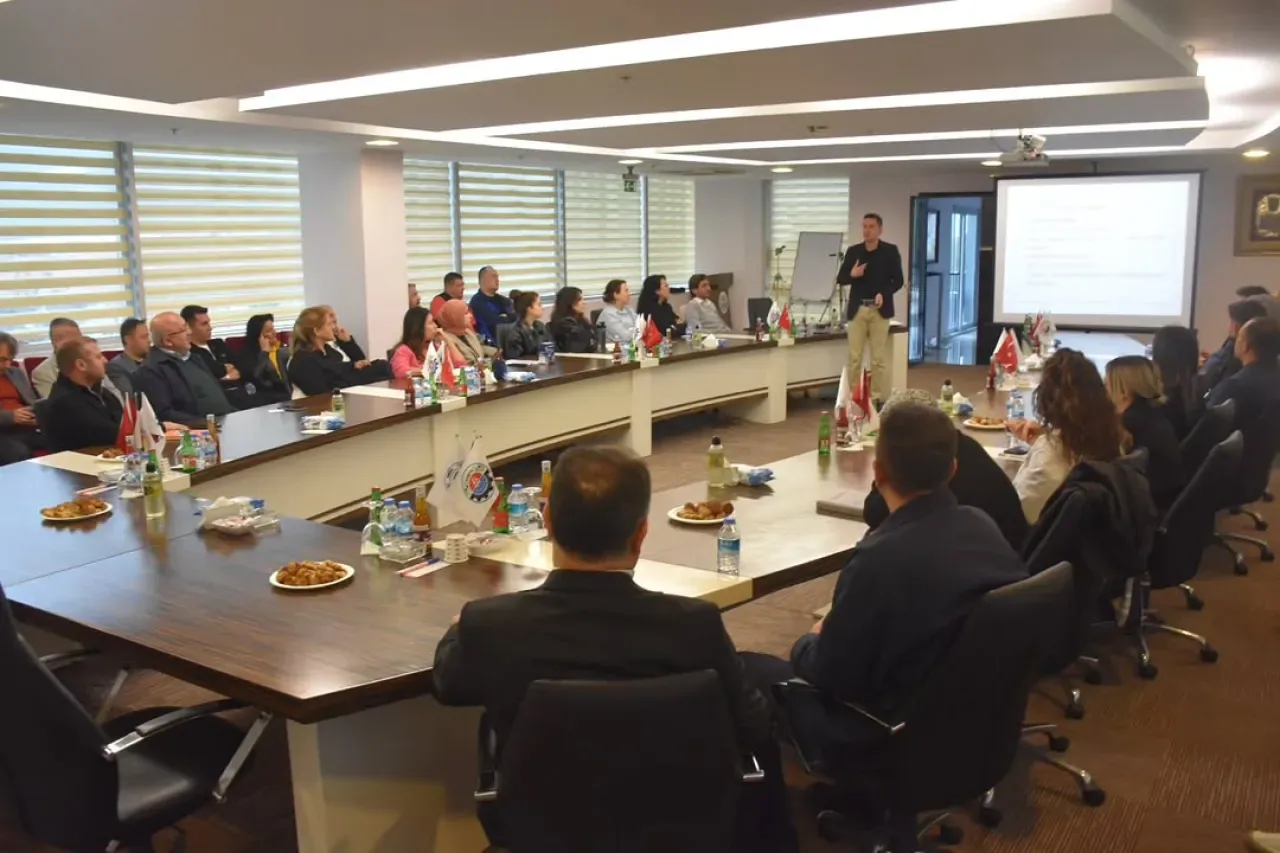 Gemlik Belediyesi Personeline Resmî Yazışma Kuralları ve Etik Eğitimi Gemlik Belediyesi Personeline Resmî Yazışma Kuralları ve Etik Eğitimi