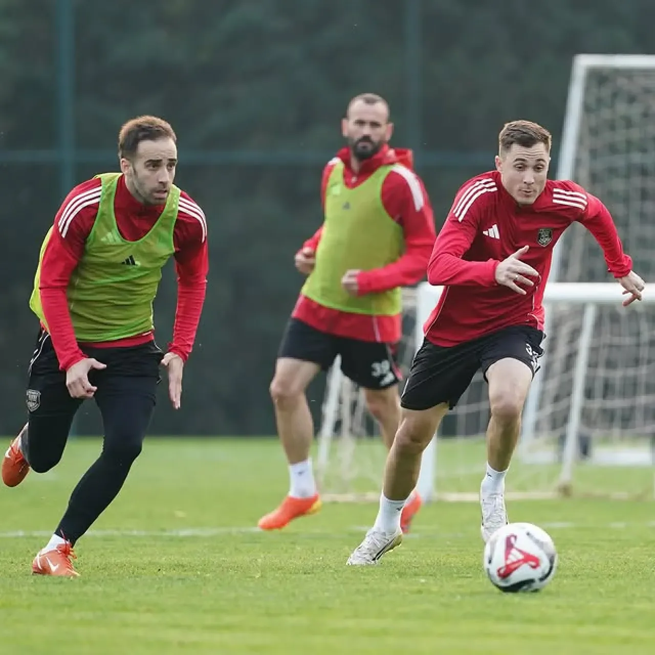 Siltaş Yapı Pendikspor, 5 Kasım Antrenmanından Görüntüler Siltaş Yapı Pendikspor, 5 Kasım Antrenmanından Görüntüler