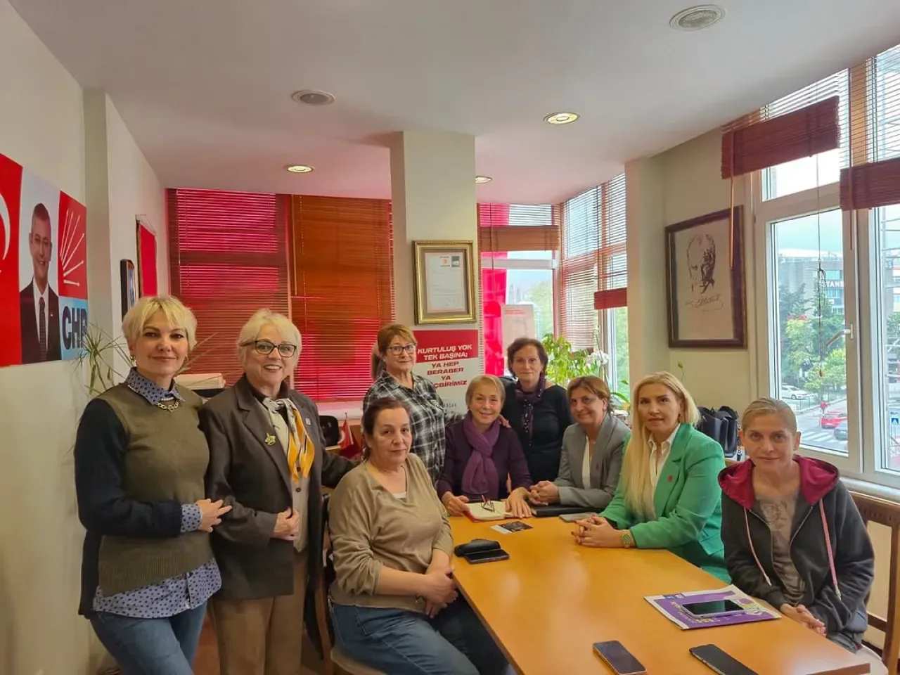 CHP Bakırköy Kadın Kolları Olağan Yönetim Kurulu Toplantısını Gerçekleştirdi CHP Bakırköy Kadın Kolları Olağan Yönetim Kurulu Toplantısını Gerçekleştirdi