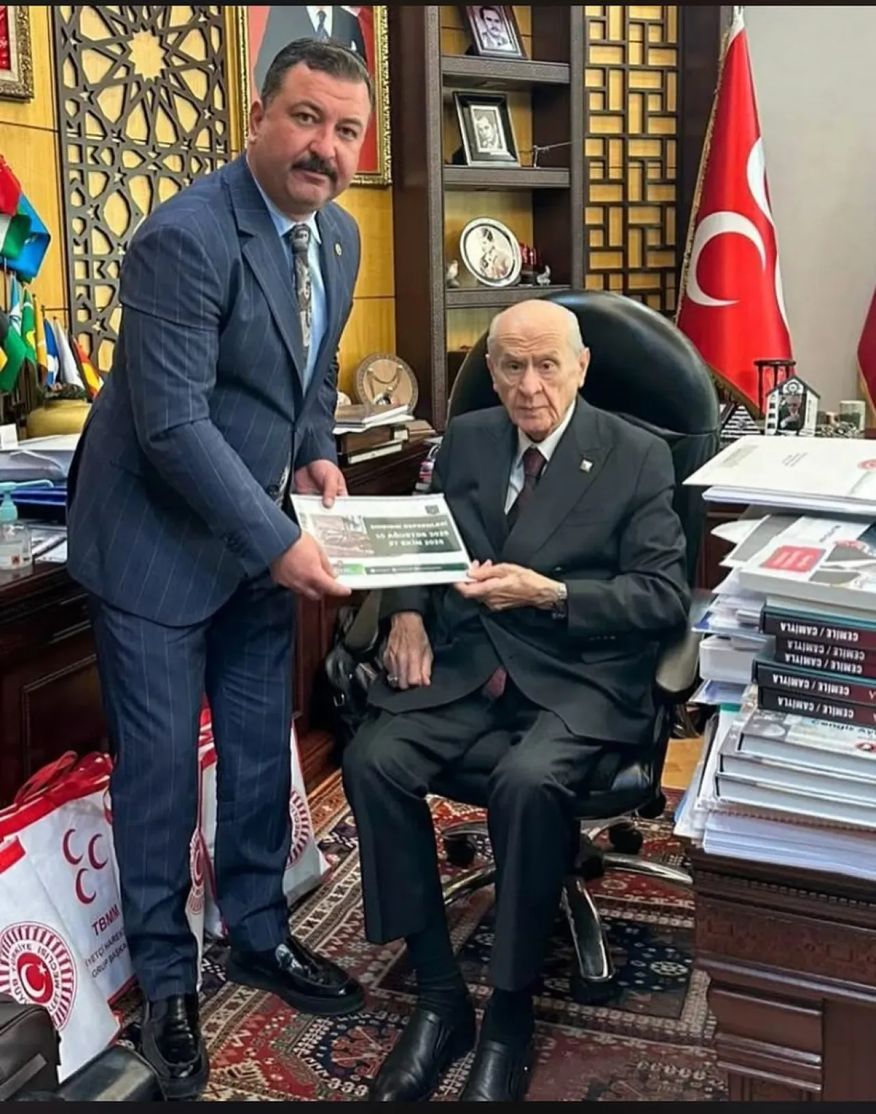 Sındırgı Depremi İçin MHP'den Devlet Bahçeli'ye Kapsamlı Rapor ve Öneriler Sındırgı Depremi İçin MHP'den Devlet Bahçeli'ye Kapsamlı Rapor ve Öneriler