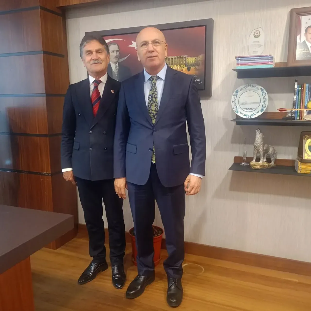 TEMAD Başkanı Cahit Koca ve Heyeti TBMM'de Ağırlandı TEMAD Başkanı Cahit Koca ve Heyeti TBMM'de Ağırlandı