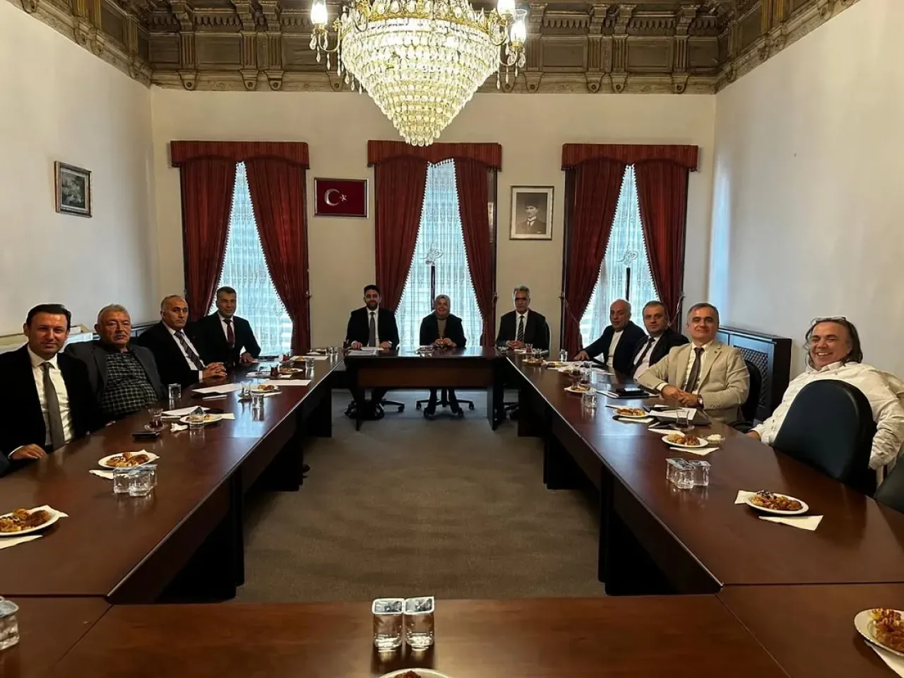 Şişli İlçe Milli Eğitim Müdürlüğü Meslek Liseleri Toplantısı Düzenledi Şişli İlçe Milli Eğitim Müdürlüğü Meslek Liseleri Toplantısı Düzenledi