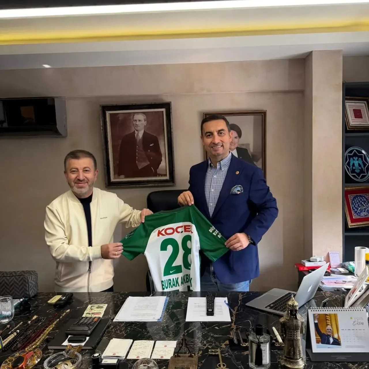 İYİ Partili Akburak'tan TFF Üyesi Metin Koç'a Ziyaret İYİ Partili Akburak'tan TFF Üyesi Metin Koç'a Ziyaret