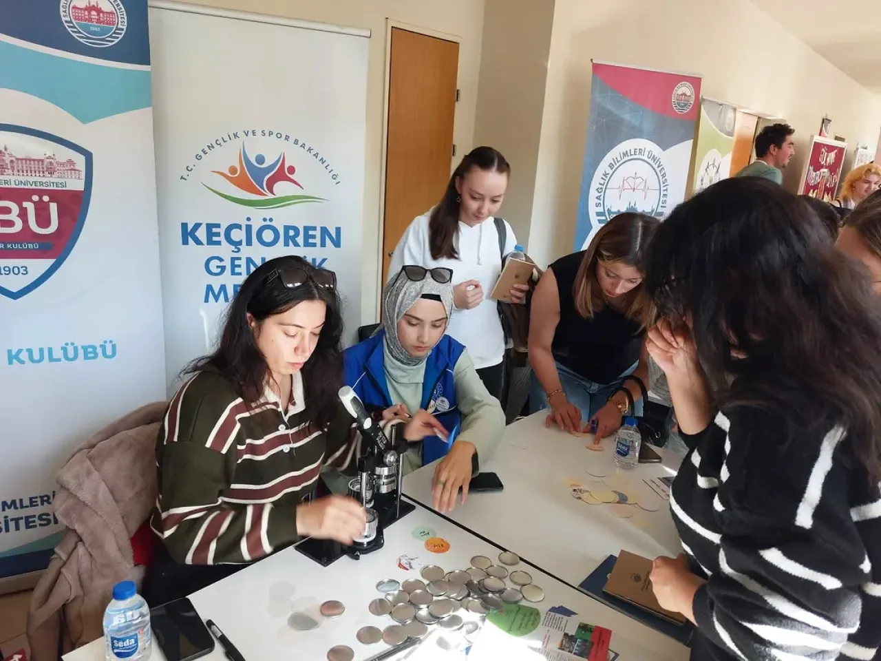 Keçiören Gençlik Merkezi, Sağlık Bilimleri Üniversitesi'nde Öğrencilerle Buluştu Keçiören Gençlik Merkezi, Sağlık Bilimleri Üniversitesi'nde Öğrencilerle Buluştu