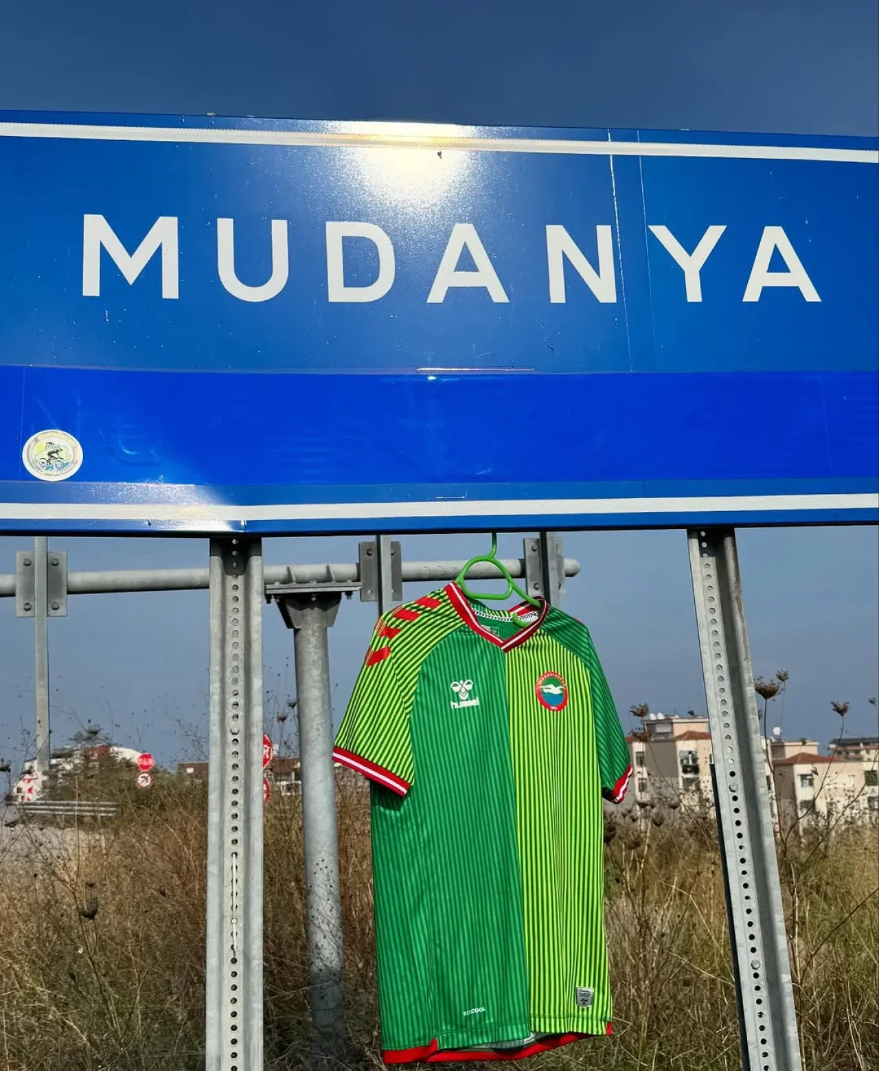 Mudanya Spor, Yavuzselimspor Maçında Zeytin Yeşili Formayla Sahada Mudanya Spor, Yavuzselimspor Maçında Zeytin Yeşili Formayla Sahada