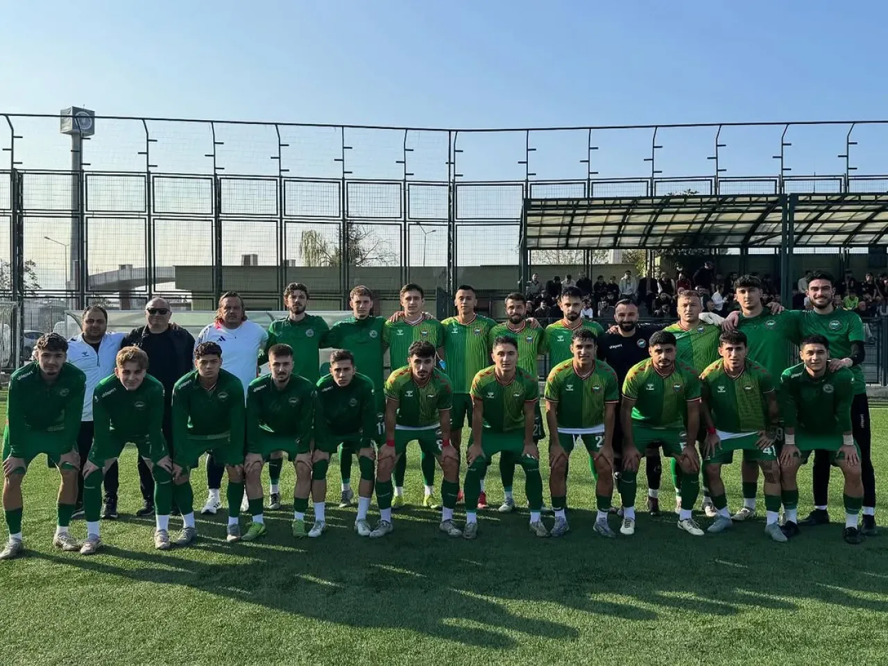 Mudanyaspor, Yavuzselimspor'u 3-0 Mağlup Etti Mudanyaspor, Yavuzselimspor'u 3-0 Mağlup Etti