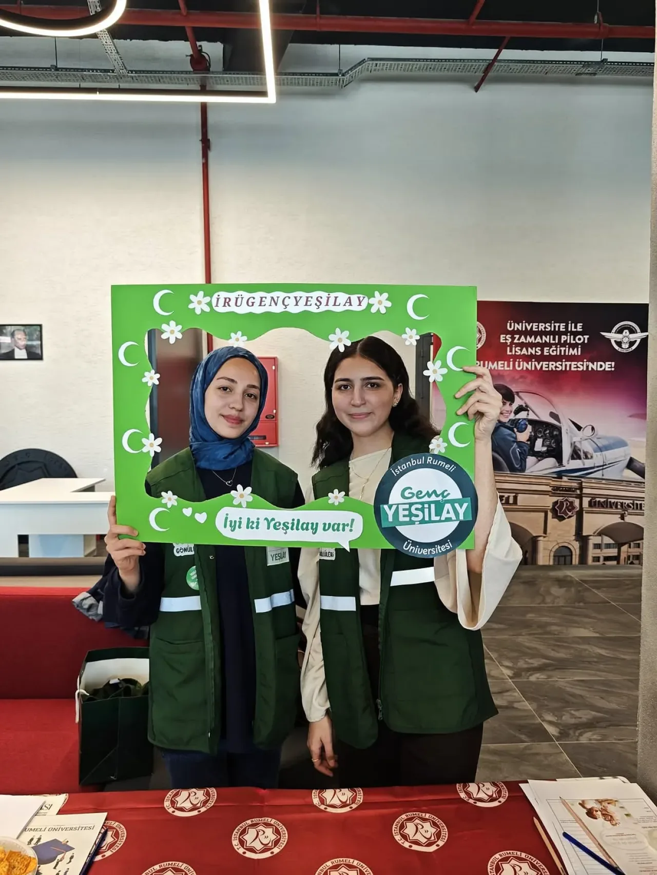 Yeşilay Ümraniye, Rumeli Üniversitesi'nde Öğrencilerle Buluştu Yeşilay Ümraniye, Rumeli Üniversitesi'nde Öğrencilerle Buluştu