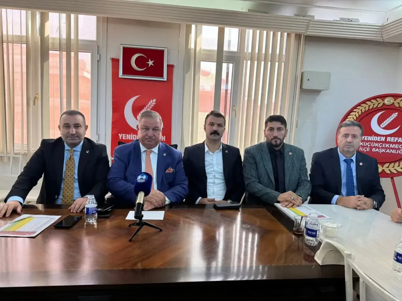 Yeniden Refah Partisi Küçükçekmece Teşkilatını Ziyaret Etti Yeniden Refah Partisi Küçükçekmece Teşkilatını Ziyaret Etti