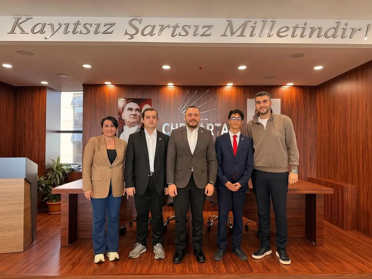 CHP Kartal İlçe Başkanlığı'nda Halkçı Liseliler Yeni Dönem Başkanı Belli Oldu CHP Kartal İlçe Başkanlığı'nda Halkçı Liseliler Yeni Dönem Başkanı Belli Oldu