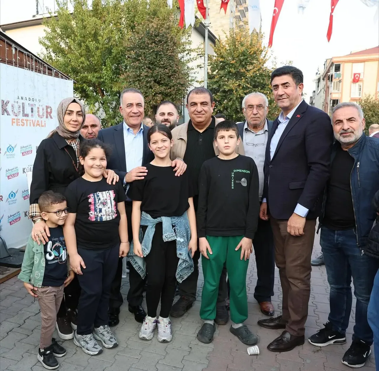 Sultangazi'de Ardahan Yöresel Ürünleri Festivali Coşkusu Sultangazi'de Ardahan Yöresel Ürünleri Festivali Coşkusu