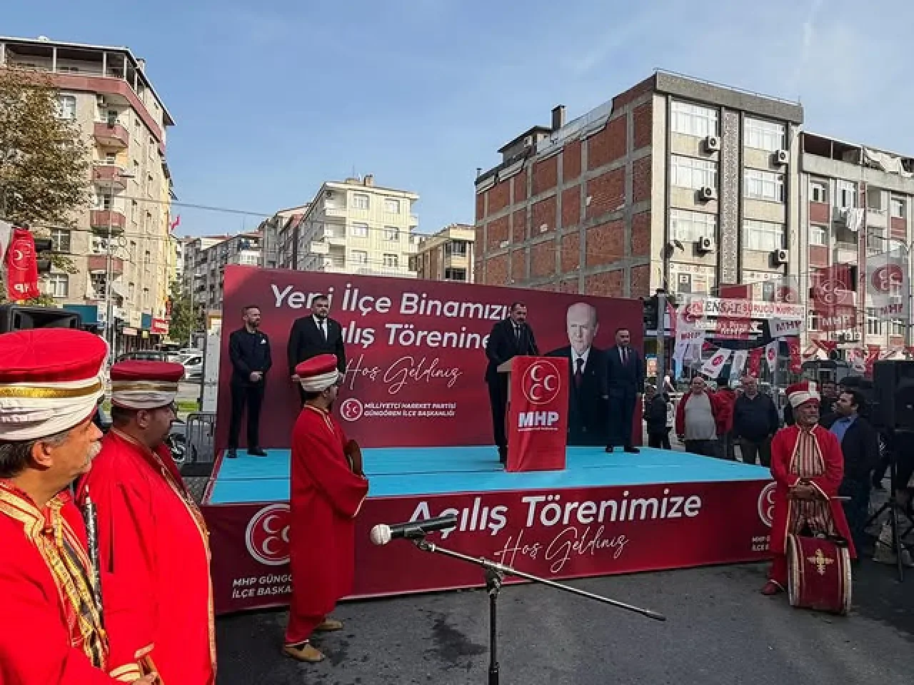 AK Parti Güngören, MHP Güngören İlçe Başkanlığı Açılışına Katıldı AK Parti Güngören, MHP Güngören İlçe Başkanlığı Açılışına Katıldı