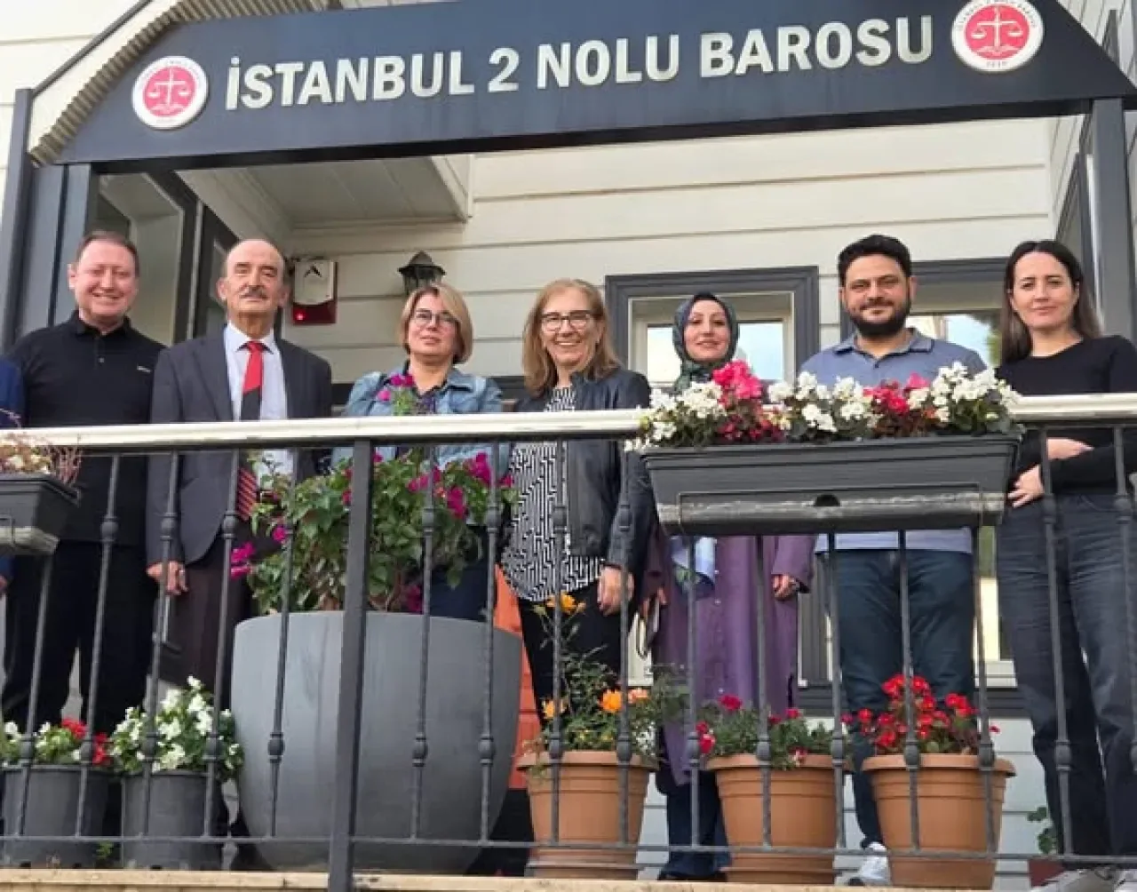 İstanbul Barosu'ndan Fasilitasyon ve Arabuluculuk Eğitimi İstanbul Barosu'ndan Fasilitasyon ve Arabuluculuk Eğitimi