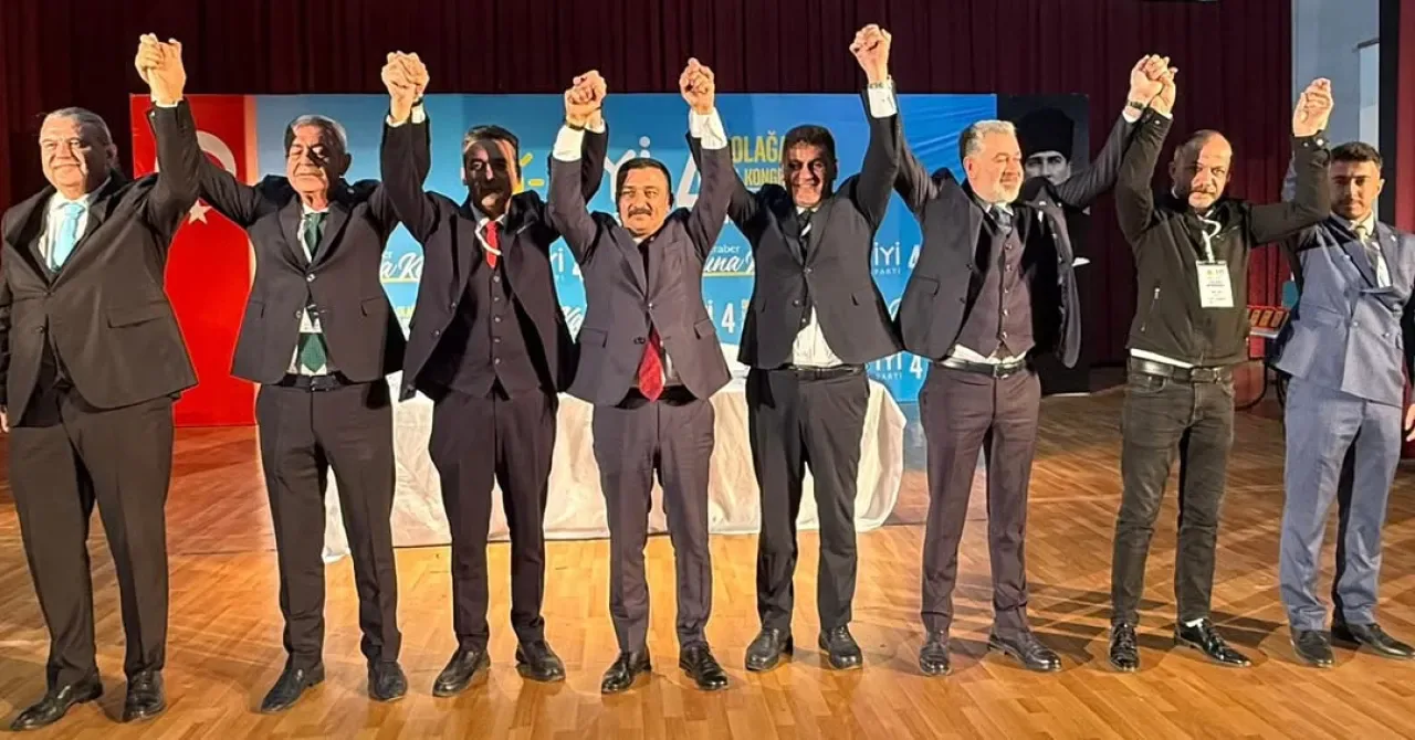 İYİ Parti'nin Kayseri Kongresi Demokrasi Şöleniyle Tamamlandı İYİ Parti'nin Kayseri Kongresi Demokrasi Şöleniyle Tamamlandı