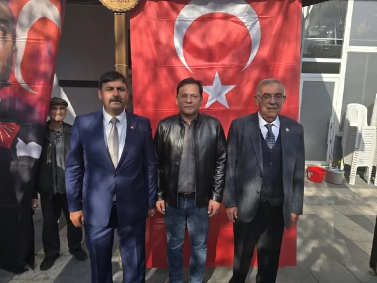 Alper Necati Duman Yeniden Demokrat Parti Sındırgı İlçe Başkanlığına Seçildi Alper Necati Duman Yeniden Demokrat Parti Sındırgı İlçe Başkanlığına Seçildi