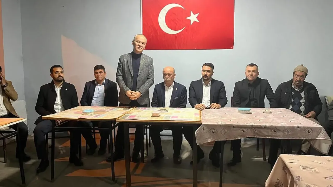 MHP Bigadiç'te "Komşum Nasılsın" Programı ile Karkın Köyü Halkıyla Buluştu MHP Bigadiç'te "Komşum Nasılsın" Programı ile Karkın Köyü Halkıyla Buluştu