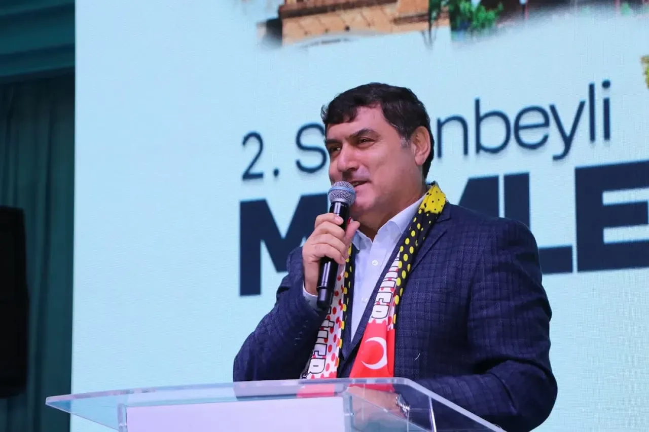 Sultanbeyli'de Bayburt ve Gümüşhane Günleri Coşkusu Sultanbeyli'de Bayburt ve Gümüşhane Günleri Coşkusu