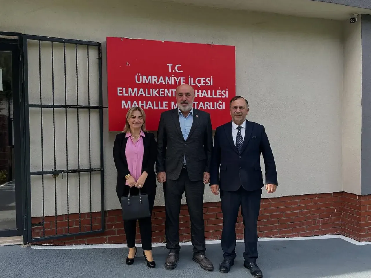 İBB Başkanı Ekrem İmamoğlu, Ümraniye'deki Muhtarları Ziyaret Etti İBB Başkanı Ekrem İmamoğlu, Ümraniye'deki Muhtarları Ziyaret Etti