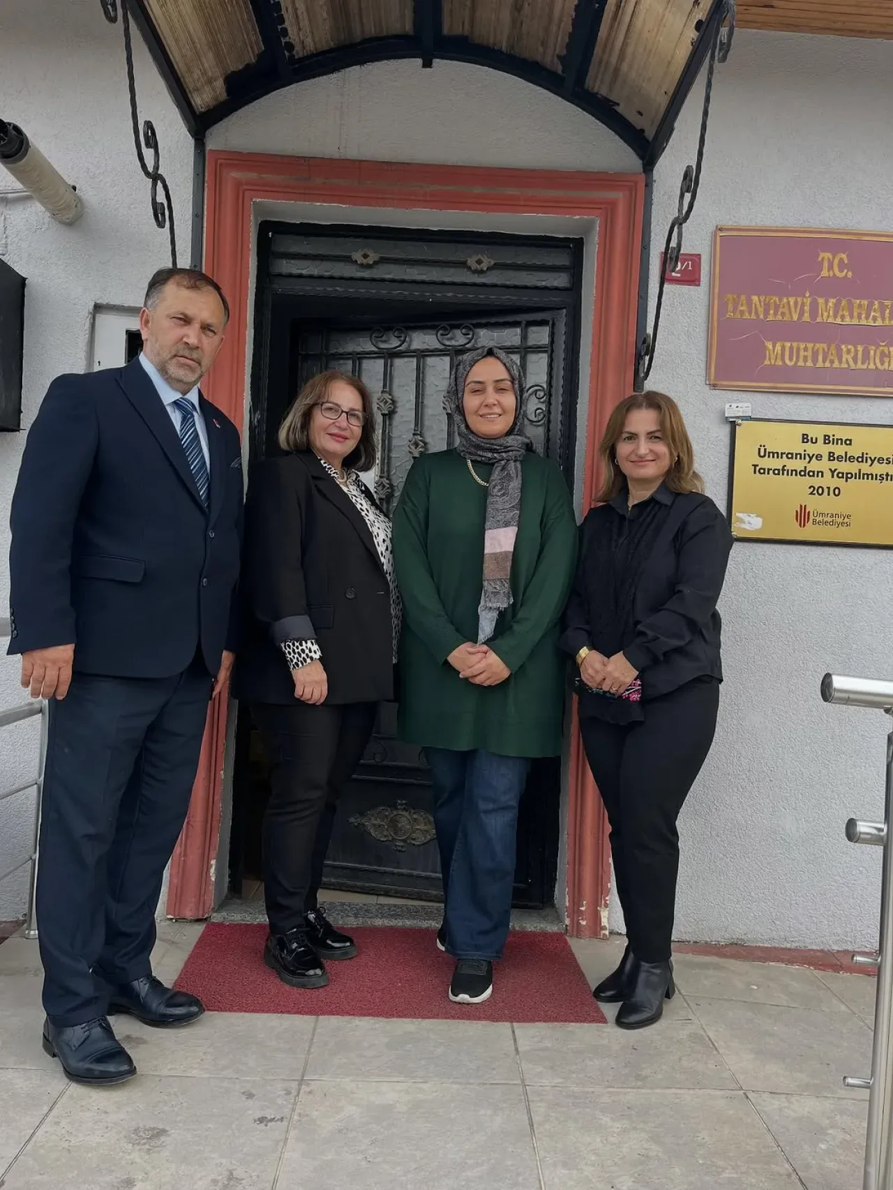 CHP'li Kadınlar Ümraniye Muhtarlarını Ziyaret Etti CHP'li Kadınlar Ümraniye Muhtarlarını Ziyaret Etti