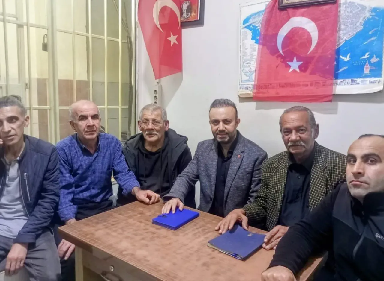 AK Parti Beyoğlu İlçe Teşkilatı, Kuloğlu Mahallesinde Yönetim Toplantısı Düzenledi AK Parti Beyoğlu İlçe Teşkilatı, Kuloğlu Mahallesinde Yönetim Toplantısı Düzenledi
