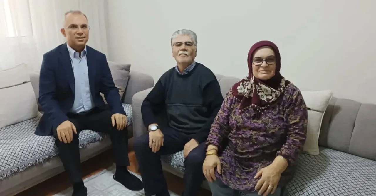 Maltepe Kaymakamı Bahri Tiryaki, Kıbrıs Gazisi Mustafa Yılmaz'ı Ziyaret Etti Maltepe Kaymakamı Bahri Tiryaki, Kıbrıs Gazisi Mustafa Yılmaz'ı Ziyaret Etti