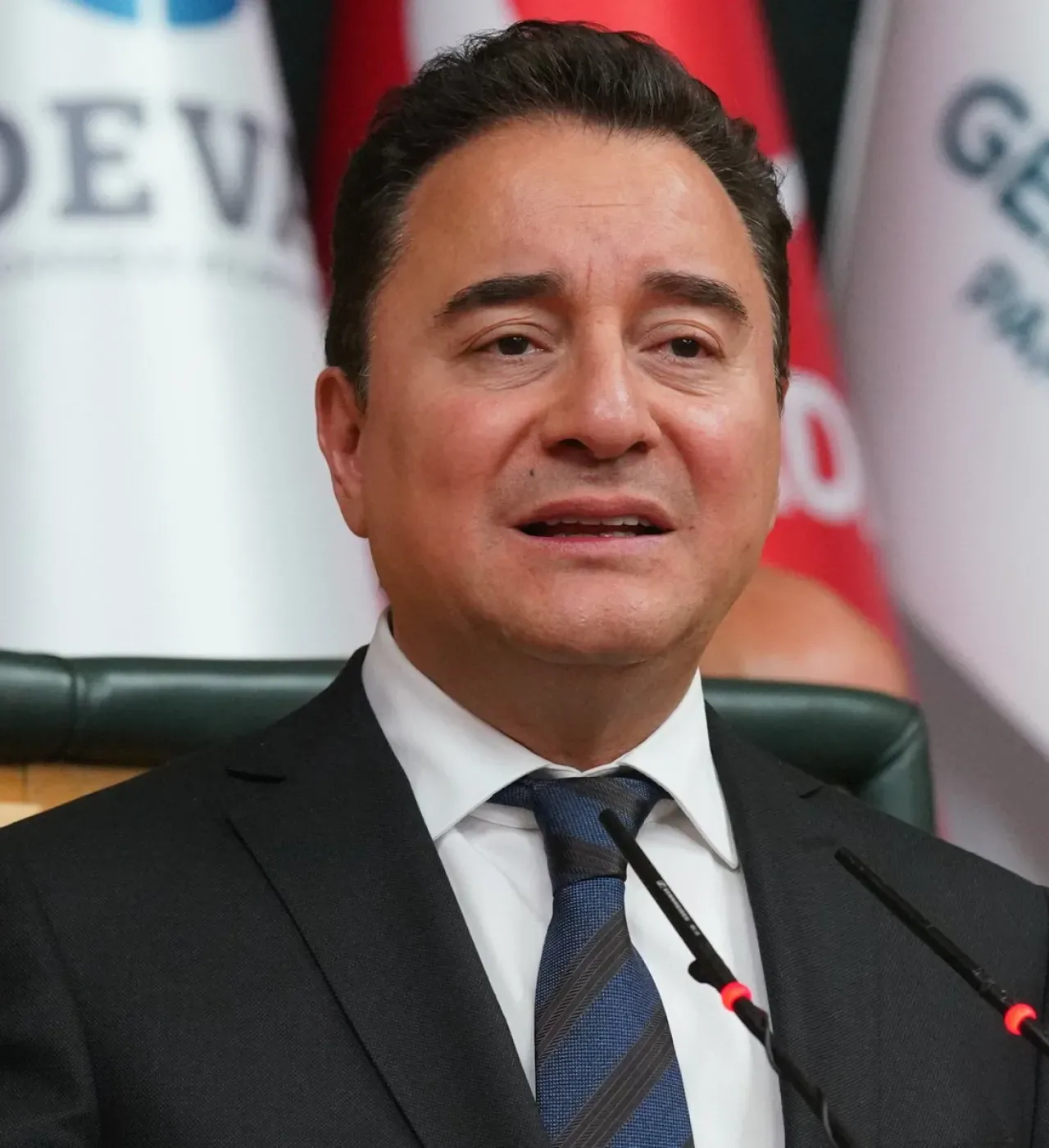 Ali Babacan: "Değişim Zamanı Geldi, Çoktan Yola Çıktık" Ali Babacan: "Değişim Zamanı Geldi, Çoktan Yola Çıktık"