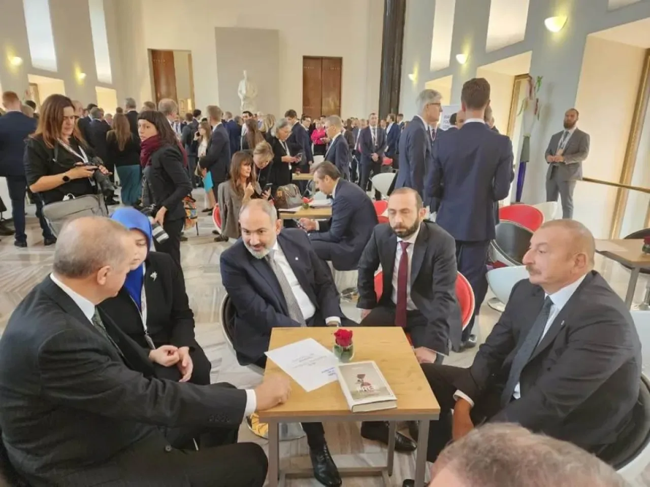 Azerbaycan-Ermenistan Normalleşme Süreci: Türkiye'den Barış Vurgusu Azerbaycan-Ermenistan Normalleşme Süreci: Türkiye'den Barış Vurgusu