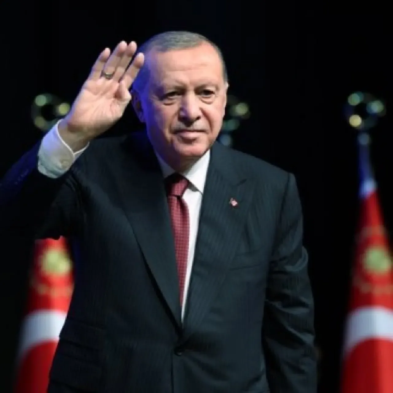 Türkiye F-35 Krizi: Erdoğan ve Trump Görüşmelerinde Yeni Adımlar Atıldı Türkiye F-35 Krizi: Erdoğan ve Trump Görüşmelerinde Yeni Adımlar Atıldı