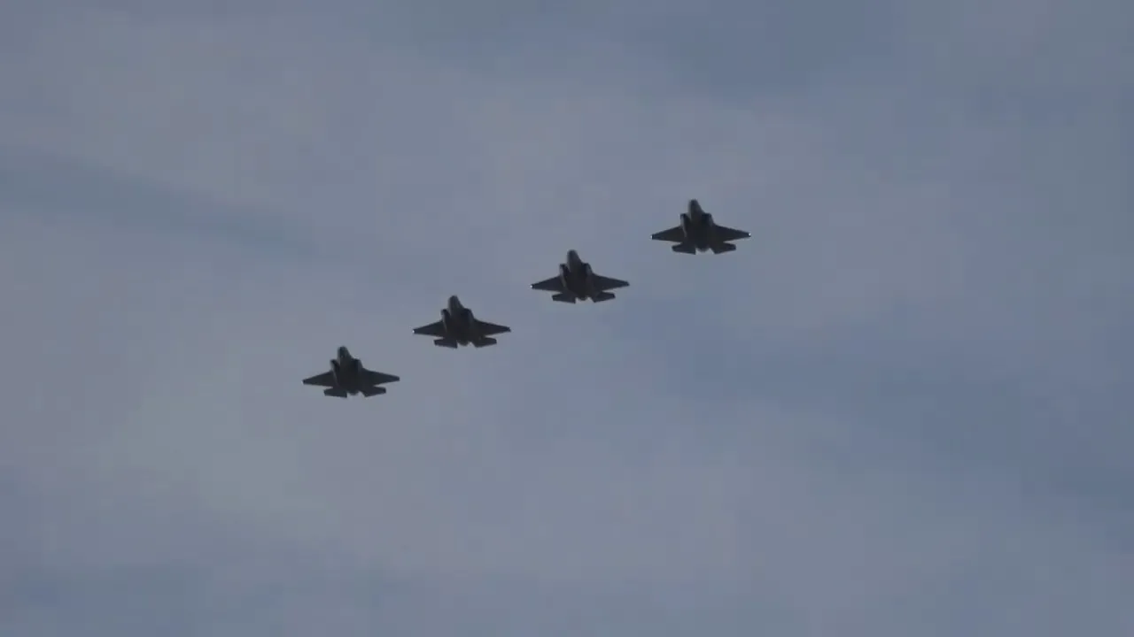 Türkiye'nin F-35 Beklentisi: Erdoğan ve Trump Görüşmeleri Umut Verdi Türkiye'nin F-35 Beklentisi: Erdoğan ve Trump Görüşmeleri Umut Verdi