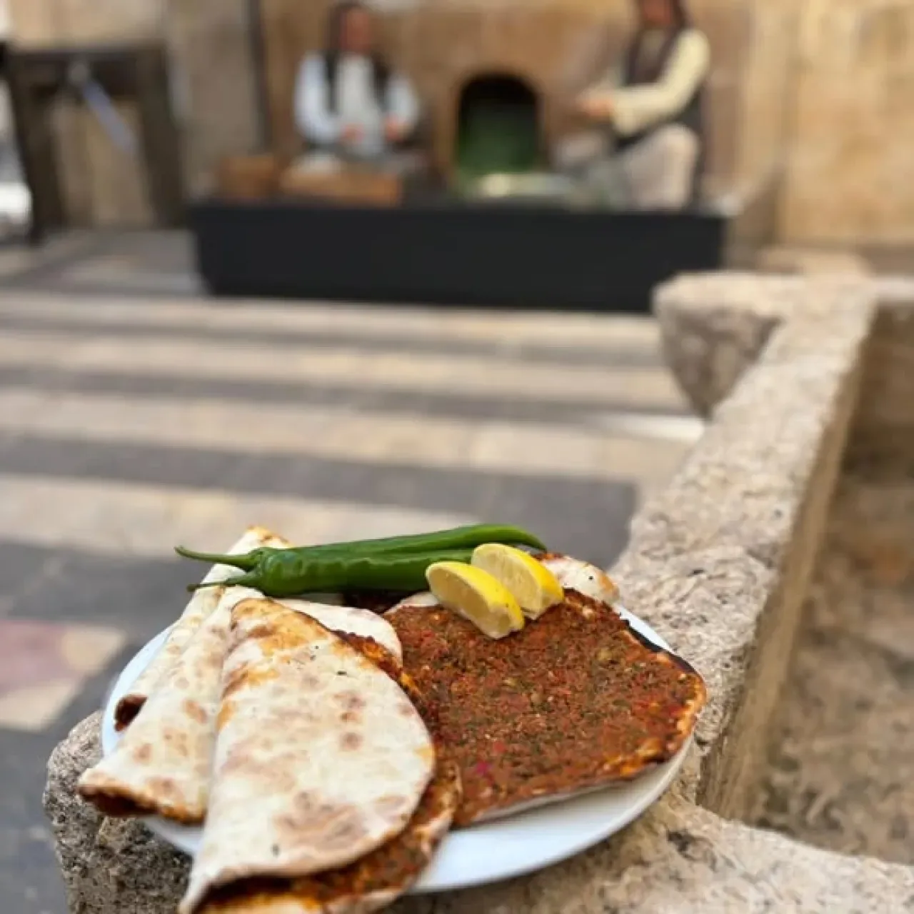 Gaziantep'in AB Tescilli Lezzeti Lahmacun, Emine Göğüş Mutfak Müzesi'nde Ziyaretçilerle Buluştu Gaziantep'in AB Tescilli Lezzeti Lahmacun, Emine Göğüş Mutfak Müzesi'nde Ziyaretçilerle Buluştu