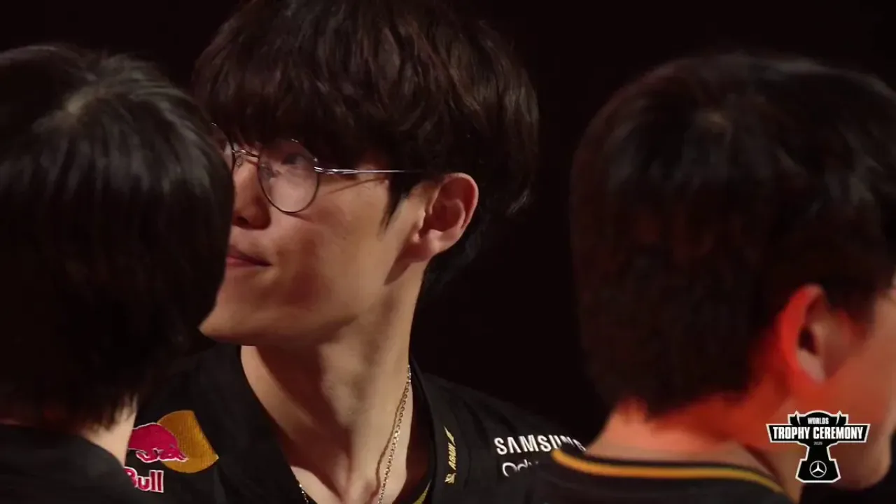 T1 ve Faker, League of Legends Dünya Şampiyonası'nda Altıncı Şampiyonluğunu Kazandı T1 ve Faker, League of Legends Dünya Şampiyonası'nda Altıncı Şampiyonluğunu Kazandı