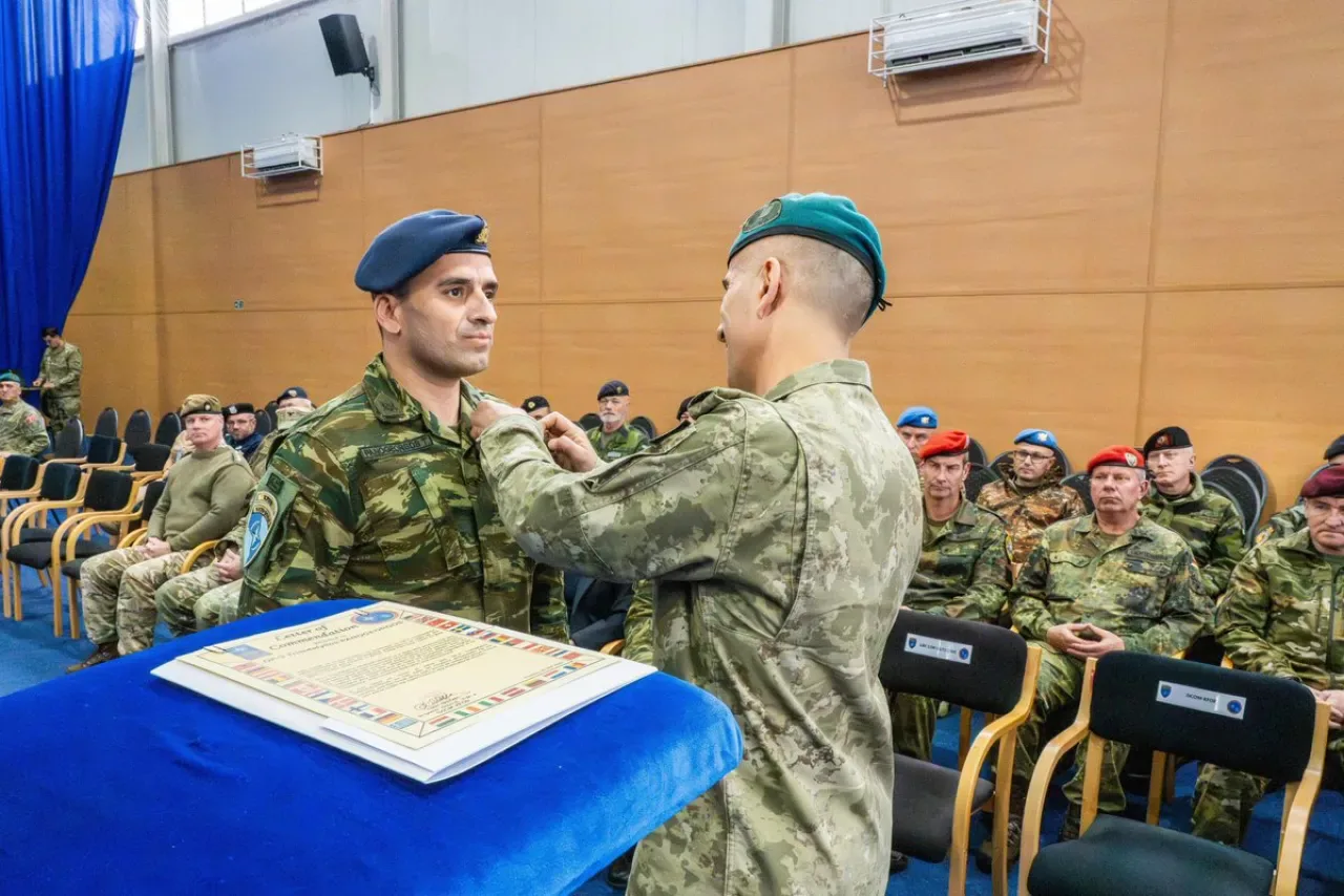 Kosova'da KFOR Komuta Devir Teslim Töreni Gerçekleşti Kosova'da KFOR Komuta Devir Teslim Töreni Gerçekleşti