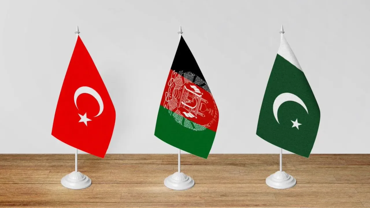 Afganistan ve Pakistan İstanbul'da Ateşkes Müzakerelerini Yeniden Başlatıyor Afganistan ve Pakistan İstanbul'da Ateşkes Müzakerelerini Yeniden Başlatıyor