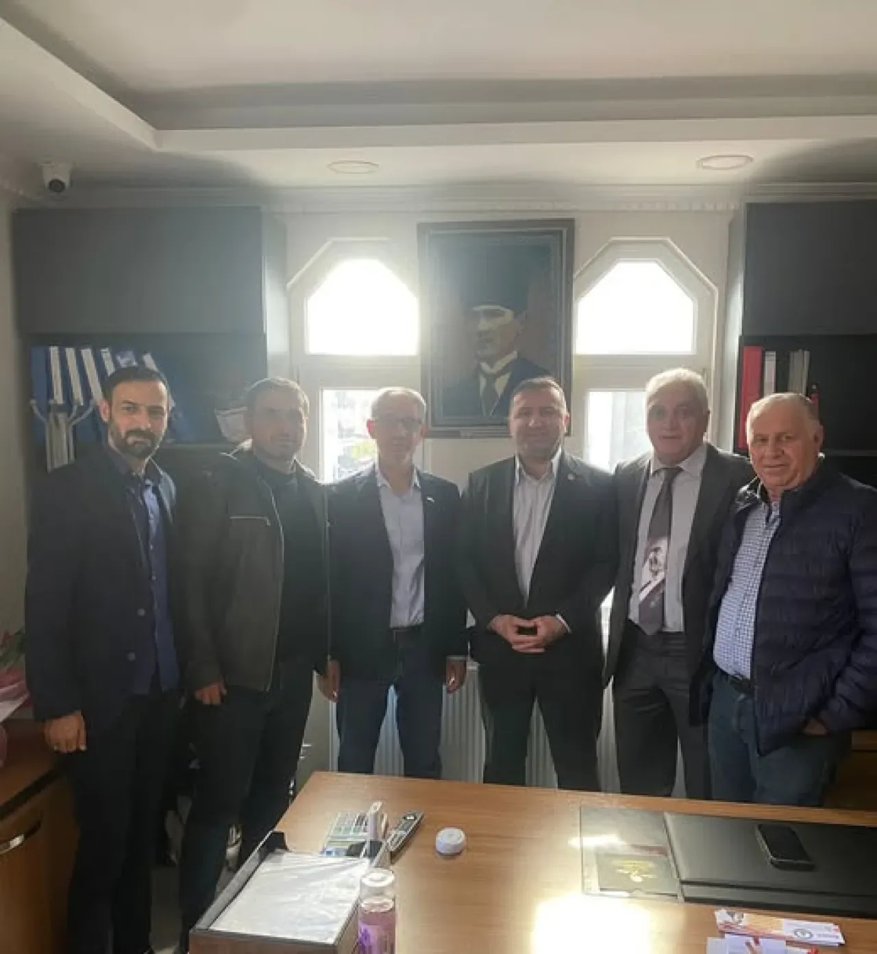 CHP Bağcılar'da Ardahan'dan Gelen Köy Dernek Başkanını Ağırladı CHP Bağcılar'da Ardahan'dan Gelen Köy Dernek Başkanını Ağırladı