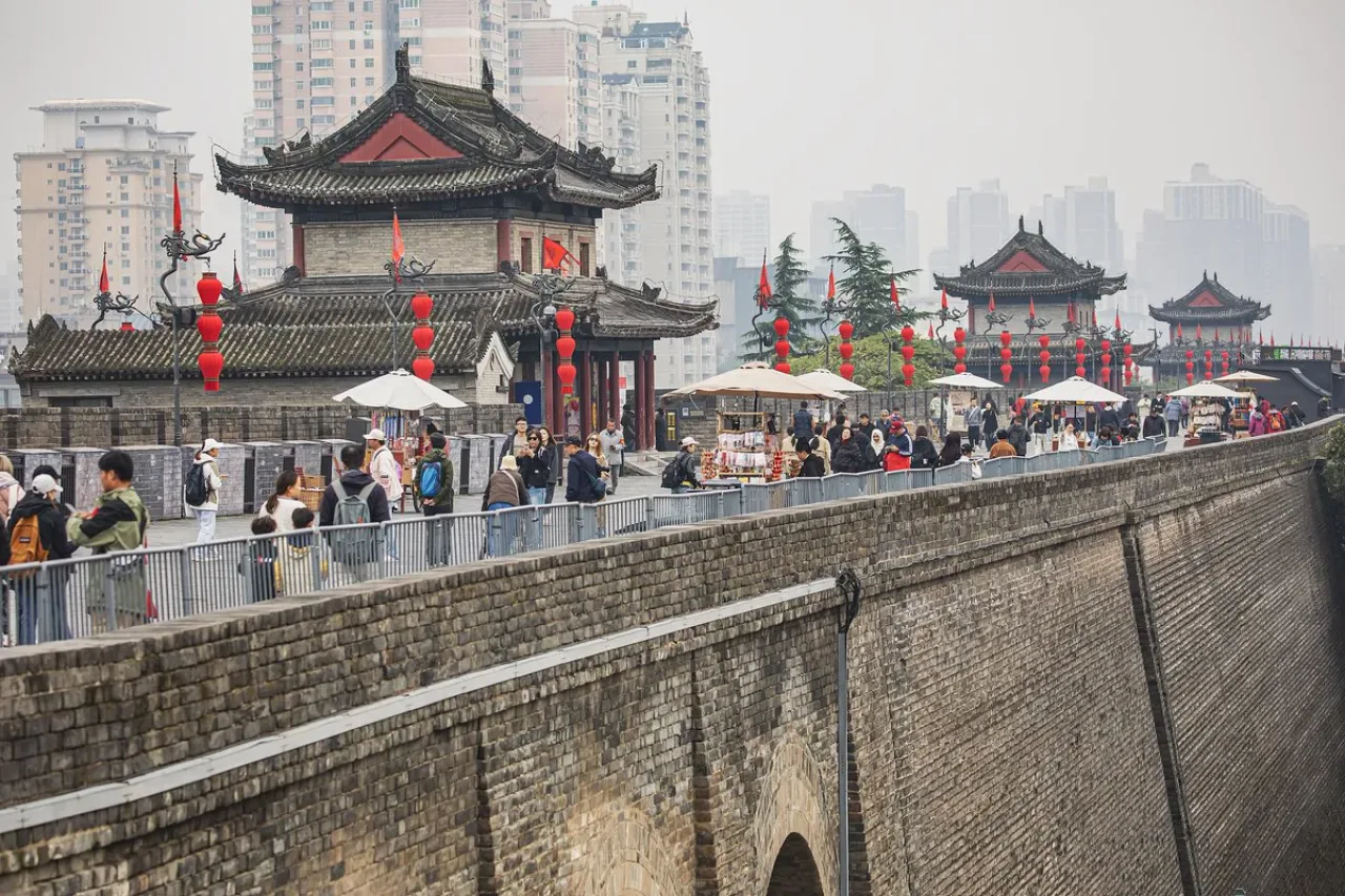 Xi'an'ın Tarihi Surları: 1400 Yıllık Tarihe Açılan Kapı Xi'an'ın Tarihi Surları: 1400 Yıllık Tarihe Açılan Kapı