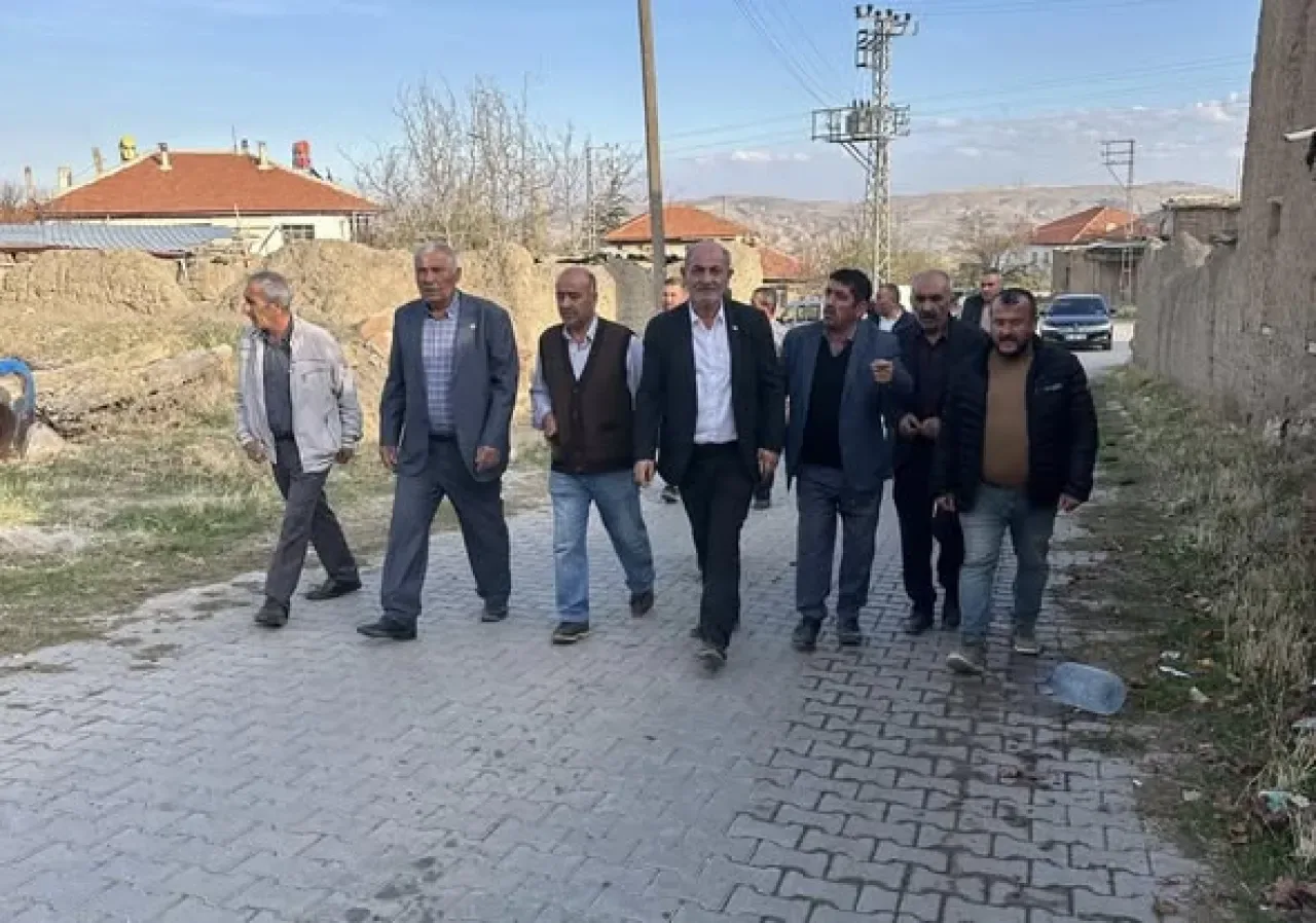 Kalecik Belediye Başkanı Hacıköy'de Vatandaşlarla Buluştu Kalecik Belediye Başkanı Hacıköy'de Vatandaşlarla Buluştu