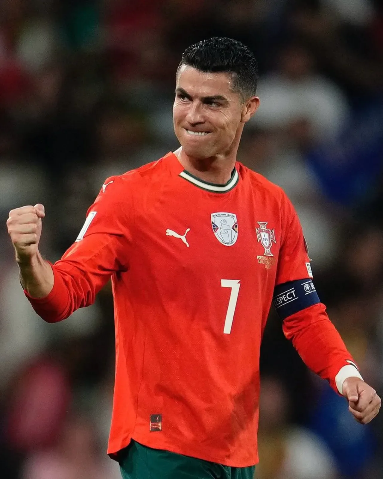 Cristiano Ronaldo: "Emeklilik Yakın, Hazırım ama Zor Olacak" Cristiano Ronaldo: "Emeklilik Yakın, Hazırım ama Zor Olacak"
