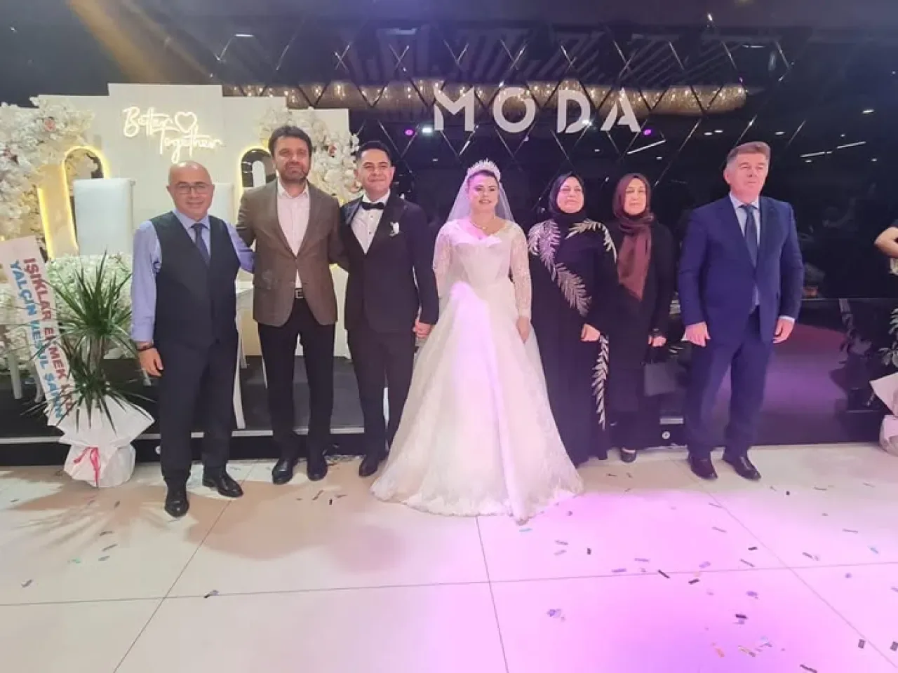 Antalya'da Milletvekili Köse'nin Katıldığı Nikah Töreni Antalya'da Milletvekili Köse'nin Katıldığı Nikah Töreni