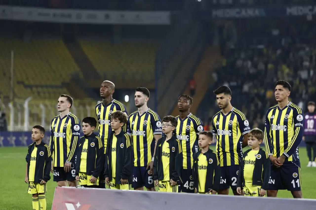 Fenerbahçe'nin Kayserispor Maçı Seremoni Paketleri Satışta Fenerbahçe'nin Kayserispor Maçı Seremoni Paketleri Satışta