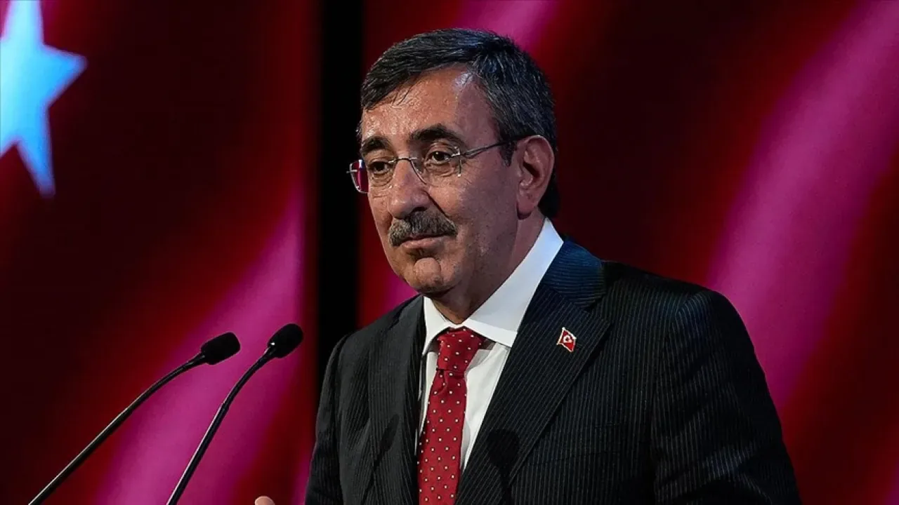 Türkiye Ekim Ayı İhracatında Tarihi Rekor: 270 Milyar Dolar Aşıldı Türkiye Ekim Ayı İhracatında Tarihi Rekor: 270 Milyar Dolar Aşıldı