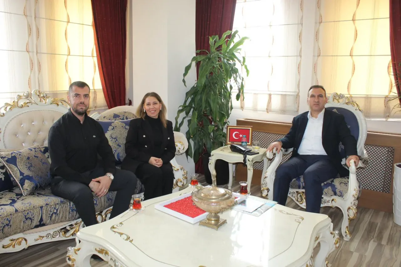 Büyükçekmece'de Özel Eğitimde İş Birliği ve Gelişim İçin Önemli Ziyaret Büyükçekmece'de Özel Eğitimde İş Birliği ve Gelişim İçin Önemli Ziyaret