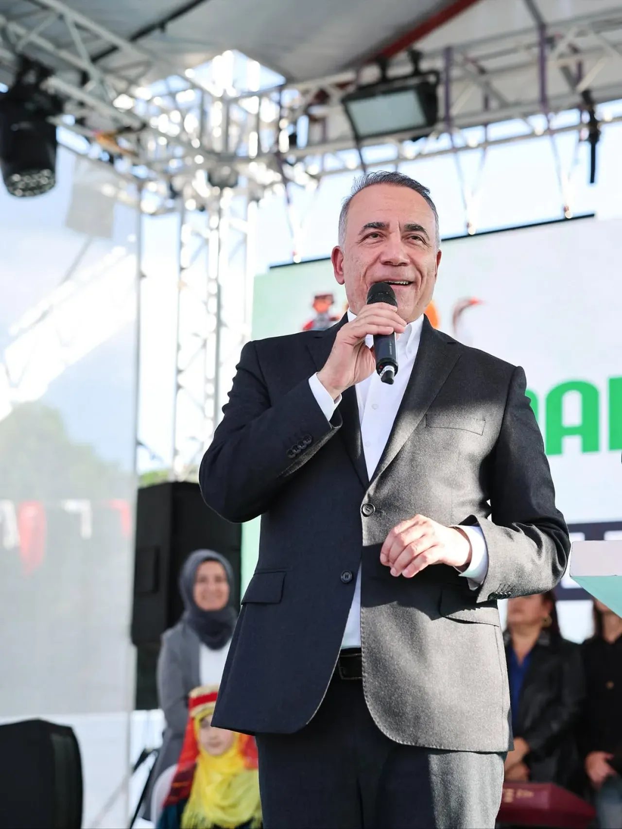 Sultangazi'de Ardahan Kültür Rüzgarları Esti Sultangazi'de Ardahan Kültür Rüzgarları Esti