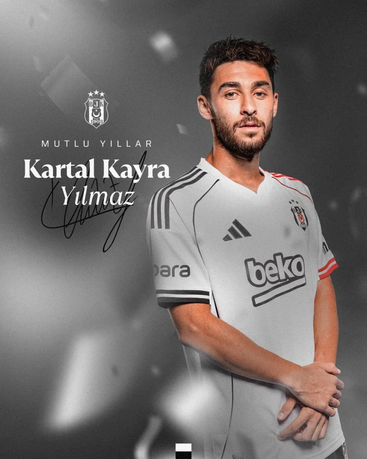 Beşiktaşlı Futbolcu Kartal Kayra Yılmaz'ın Doğum Günü Kutlandı Beşiktaşlı Futbolcu Kartal Kayra Yılmaz'ın Doğum Günü Kutlandı