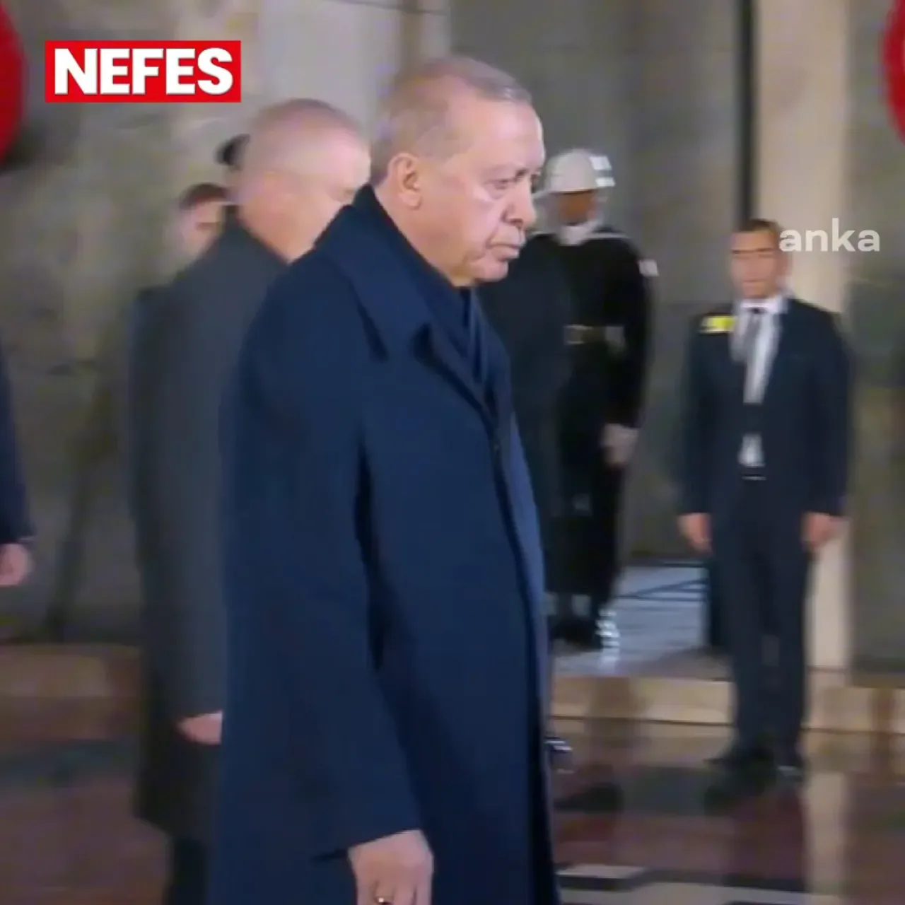 Cumhurbaşkanı Erdoğan, Anıtkabir'de Atatürk'ün Mozolesine Çelenk Bıraktı Cumhurbaşkanı Erdoğan, Anıtkabir'de Atatürk'ün Mozolesine Çelenk Bıraktı