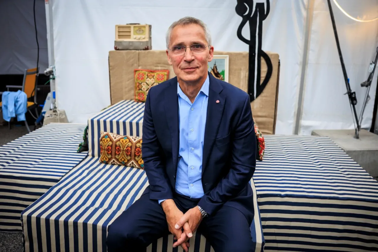 Stoltenberg'ün Anılarında NATO'nun Washington Yönetimi Stoltenberg'ün Anılarında NATO'nun Washington Yönetimi