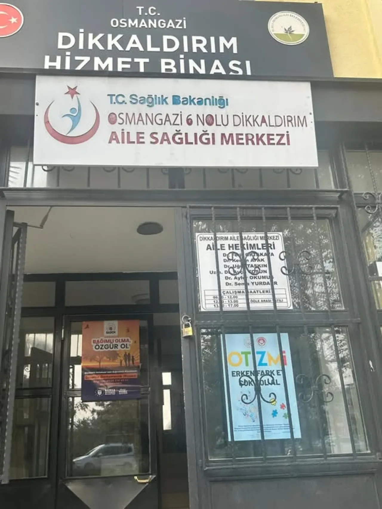 Bursa'da Otizm Farkındalığı İçin Önemli Adım: Aile Sağlığı Merkezlerine Bilgilendirme Afişleri Bursa'da Otizm Farkındalığı İçin Önemli Adım: Aile Sağlığı Merkezlerine Bilgilendirme Afişleri